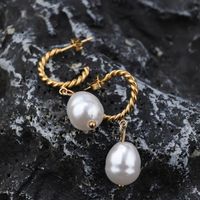 1 Pair Simple Style Classic Style Solid Color Plating Inlay 304 Stainless Steel Artificial Pearls 18K Gold Plated Drop Earrings main image 4