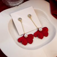 1 Pair Elegant Glam Ginkgo Leaf Plating Inlay Alloy Artificial Pearls Rhinestones Drop Earrings main image 3
