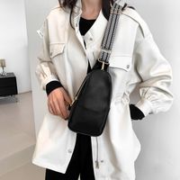 Women's Pu Leather Solid Color Classic Style Square Magnetic Buckle Fanny Pack main image 3