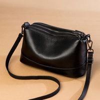 Women's Small Leather Solid Color Vintage Style Classic Style Square Zipper Shoulder Bag main image 5