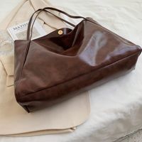 Femmes Grande Faux Cuir Couleur Unie Vêtement De Rue Carré Boucle Magnétique Sac D'épaule main image 5