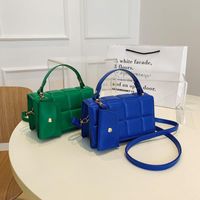 Women's Medium Pu Leather Solid Color Streetwear Square Magnetic Buckle Handbag main image 6
