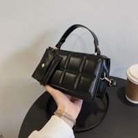 Women's Medium Pu Leather Solid Color Streetwear Square Magnetic Buckle Handbag sku image 5
