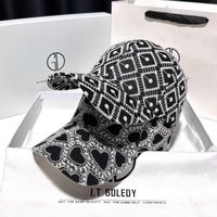 Women's Simple Style Classic Style Heart Shape Printing Curved Eaves Baseball Cap main image 1