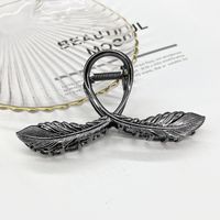 Women's Simple Style Feather Metal Hair Claws sku image 2