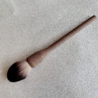 Vintage Style Artificial Fiber Wool Walnut Wooden Handle Makeup Brushes 1 Piece sku image 1