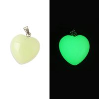 1 Piece Simple Style Heart Shape Fluorite Luminous Pendant Jewelry Accessories sku image 3