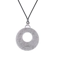Elegant Simple Style Circle Alloy Leather Rope Plating Women's Pendant Necklace main image 5