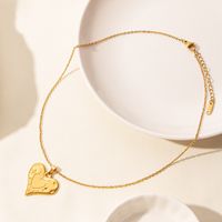 Elegant Simple Style Heart Shape Stainless Steel Plating Hollow Out 18k Gold Plated Pendant Necklace main image 5