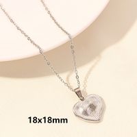 Elegant Simple Style Heart Shape Stainless Steel Plating Hollow Out 18k Gold Plated Pendant Necklace sku image 6
