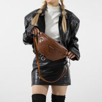 Women's Pu Leather Solid Color Vintage Style Classic Style Sewing Thread Dumpling Shape Zipper Crossbody Bag main image 1