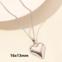 Elegant Simple Style Human Heart Shape Stainless Steel Plating Hollow Out 18k Gold Plated Pendant Necklace sku image 5