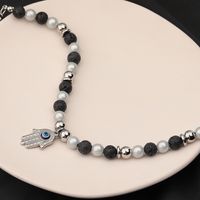 304 Stainless Steel Casual Simple Style Classic Style Beaded Devil's Eye Palm Pendant Necklace main image 4