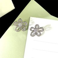 1 Pair Simple Style Flower Plating Inlay Copper Diamond Ear Studs main image 3