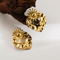 1 Paar Ig-stil Retro Oval Herzform Blume Polieren Überzug Inlay Rostfreier Stahl Künstliche Perlen 18 Karat Vergoldet Ohrringe main image 5
