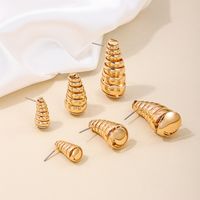1 Pair Elegant Retro Exaggerated Solid Color Pleated Hollow Out Alloy Ear Studs main image 6