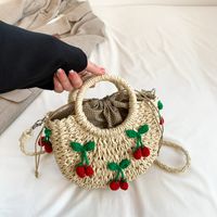 Women's Medium Straw Strawberry Cute Semicircle Zipper Handbag sku image 2