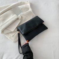 Women's Pu Leather Solid Color Streetwear Square Magnetic Buckle Envelope Bag sku image 1