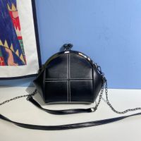 Women's Medium Pu Leather Solid Color Classic Style Shell Lock Clasp Dome Bag sku image 2