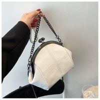 Women's Medium Pu Leather Solid Color Classic Style Shell Lock Clasp Dome Bag sku image 5