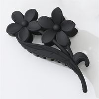 Women's Simple Style Flower Plastic Stoving Varnish Hair Claws sku image 1