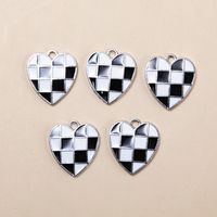 10 Pieces Simple Style Heart Shape Checkered Alloy Enamel Pendant Jewelry Accessories main image 1