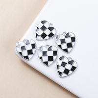 10 Pieces Simple Style Heart Shape Checkered Alloy Enamel Pendant Jewelry Accessories main image 2