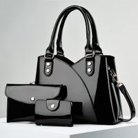 Women's Medium Pu Leather Solid Color Vintage Style Classic Style Bucket Zipper Bag Sets sku image 1
