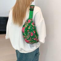 Women's Nylon Flower Vintage Style Classic Style Sewing Thread Square Zipper Shoulder Bag main image 3