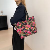 Women's Nylon Flower Vintage Style Classic Style Sewing Thread Square Magnetic Buckle Shoulder Bag main image 5