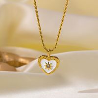 304 Stainless Steel 18K Gold Plated Casual Simple Style Commute Polishing Plating Inlay Eight Awn Star Acrylic Artificial Rhinestones Pendant Necklace main image 1