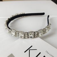 Frau Barocker Stil Glänzend Geometrisch Legierung Inlay Künstliche Perlen Strasssteine Haarband main image 4