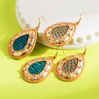 1 Pair Glam Vintage Style Water Droplets Plating Inlay Alloy Artificial Leather Rhinestones Drop Earrings main image 1