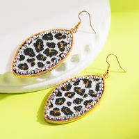 1 Pair Vintage Style Classic Style Leopard Plating Inlay Alloy Artificial Leather Rhinestones Drop Earrings main image 4