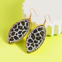 1 Pair Vintage Style Classic Style Leopard Plating Inlay Alloy Artificial Leather Rhinestones Drop Earrings main image 3