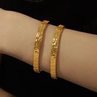 Casual Simple Style Solid Color Titanium Steel Indentation Plating 18k Gold Plated Bangle main image 3