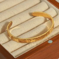 Casual Simple Style Solid Color Titanium Steel Indentation Plating 18k Gold Plated Bangle main image 6