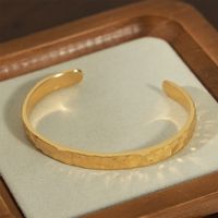Casual Simple Style Solid Color Titanium Steel Indentation Plating 18k Gold Plated Bangle main image 7