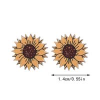 1 Pair Simple Style Sunflower Wood Ear Studs main image 2