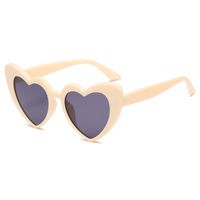 Simple Style Heart Shape Pc Cat Eye Full Frame Women's Sunglasses sku image 5
