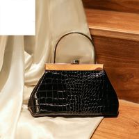 Women's Large Pu Leather Solid Color Vintage Style Classic Style Square Lock Clasp Handbag sku image 4