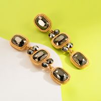 1 Pair Luxurious Shiny Round Rectangle Plating Inlay Alloy Rhinestones Glass Drop Earrings main image 3