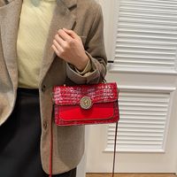 Women's Pu Leather Crocodile Vintage Style Classic Style Sewing Thread Metal Button Square Flip Cover Shoulder Bag main image 5