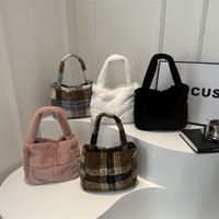 Women's Plush Color Block Classic Style Square Magnetic Buckle Underarm Bag main image 7