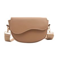 Women's Pu Leather Solid Color Classic Style Semicircle Flip Cover Shoulder Bag sku image 1