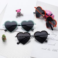 Cute Simple Style Heart Shape Tac Special-Shaped Mirror Full Frame Kids Sunglasses main image 5