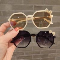 Cute Bow Knot Pc Oval Frame Clips Women's Sunglasses main image 3