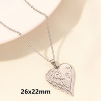 Elegant Simple Style Heart Shape Wings Stainless Steel Plating Hollow Out 18k Gold Plated Pendant Necklace main image 2