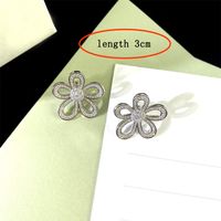 1 Pair Simple Style Flower Plating Inlay Copper Diamond Ear Studs main image 2