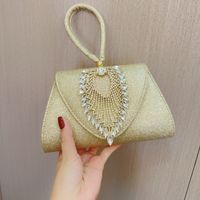 Women's Polyester Solid Color Vintage Style Classic Style Shell Flip Cover Evening Bag sku image 1